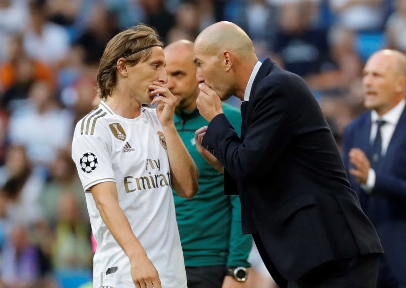 Zidane otkrio tko ga je najviše fascinirao u Realu; Modrić među 'nedodirljivima'