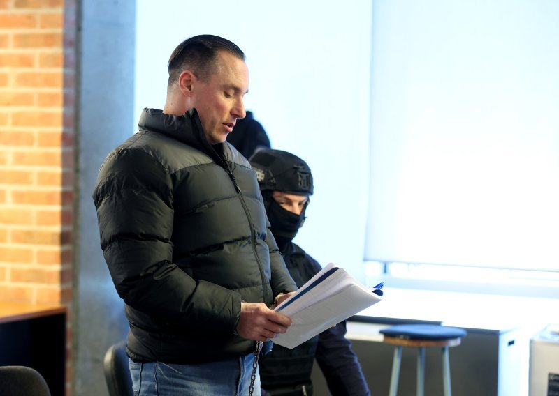 Srđan Mlađan obratio se sudu filozofskim terminima, a onda zatražio: 'Dovedite Andriju Jarka!'