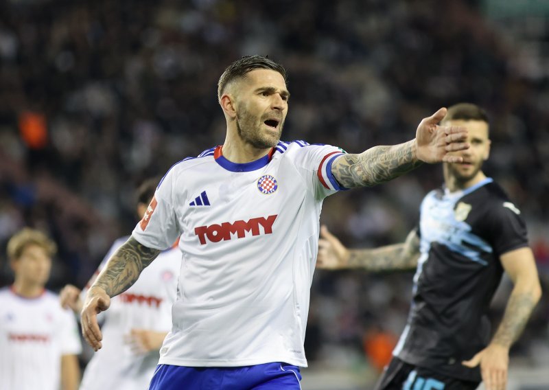 Procurio sastav Hajduka za utakmicu s Rijekom; Marko Livaja nije u prvih 11