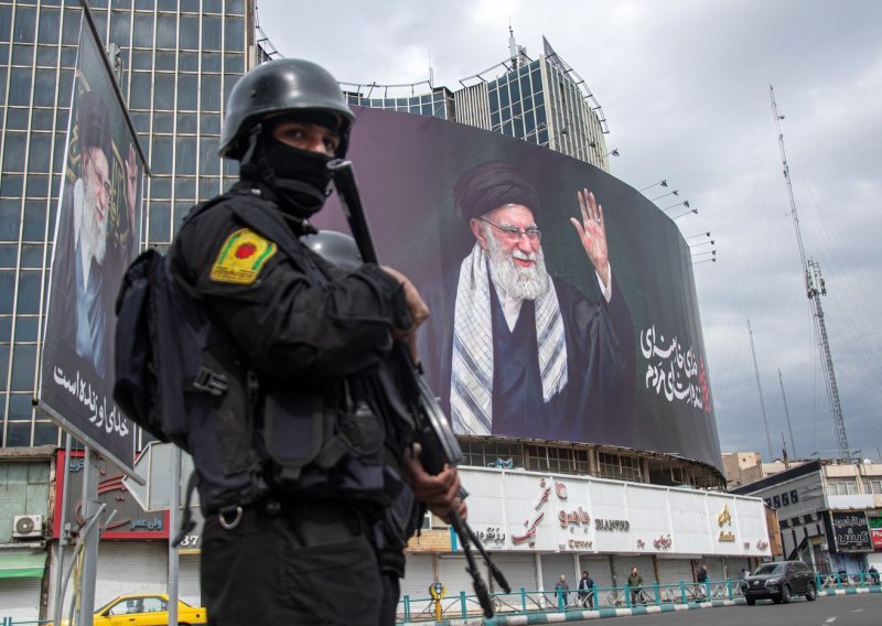 Odgođen pogreb ajatolaha Hameneija, poznato koliko ljudi je poginulo u sukobima na Bliskom istoku