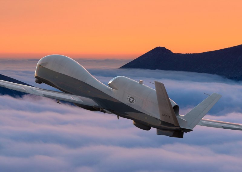 Američki dron presreo zrakoplov s evakuiranim Slovencima