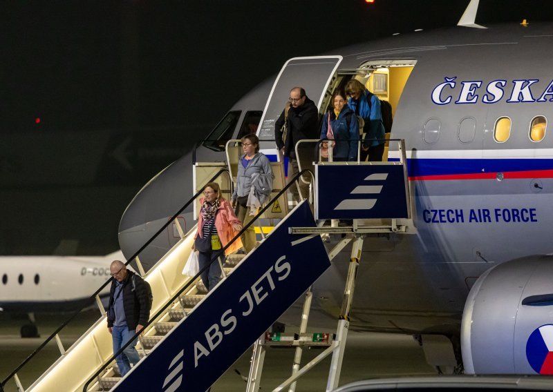 Krenula evakuacija više desetaka tisuća ljudi s Bliskog istoka