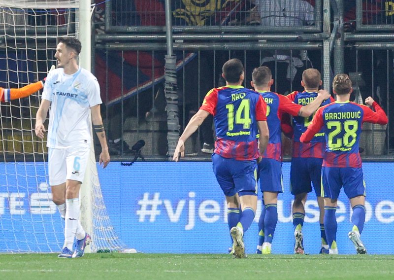 Jedan igrač Hajduka dobio crveni karton u 111. minuti: Psovao je suce