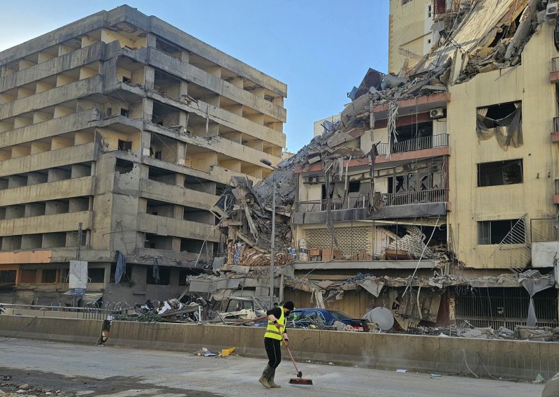 Iran pogodio američki tanker, iranski dronovi pali i u Azerbajdžanu