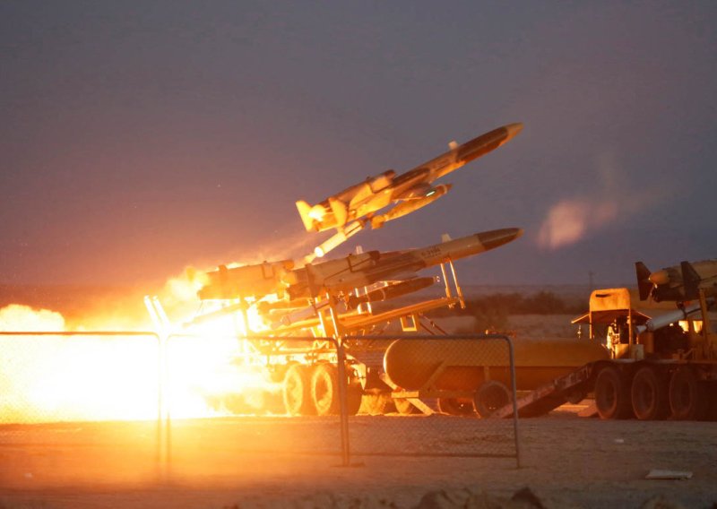 Procurilo iz Pentagona: Iran je rasporedio tisuće dronova, nemamo kapaciteta da ih zaustavimo
