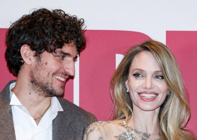 Nakon večere s oženjenim kolegom krenule glasine o novoj vezi Angeline Jolie