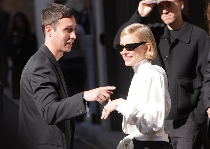 Kako izbjeći odjeću koja vas čini nižima: modni trik Naomi Watts pali za svaki stil