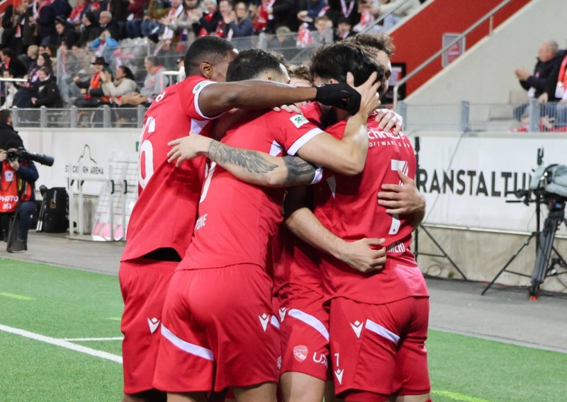 Imamo novi Leicester! Ljetos ušli u prvu ligu i sad su na koračić do prvog trofeja u 127 godina povijesti kluba