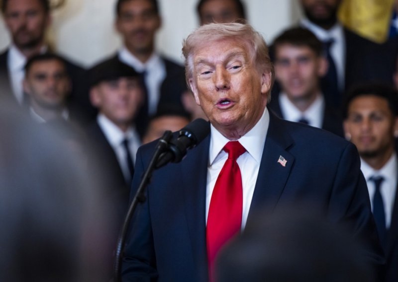 Trump: 'Iranske rakete uglavnom su uništene, svi njihovi zrakoplovi su nestali'