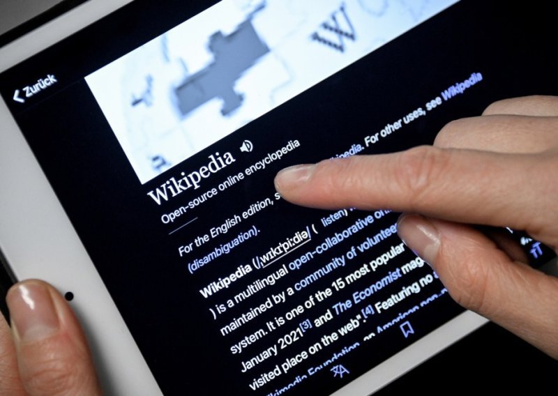 Wikipedia muku muči s halucinacijama umjetne inteligencije prilikom prijevoda