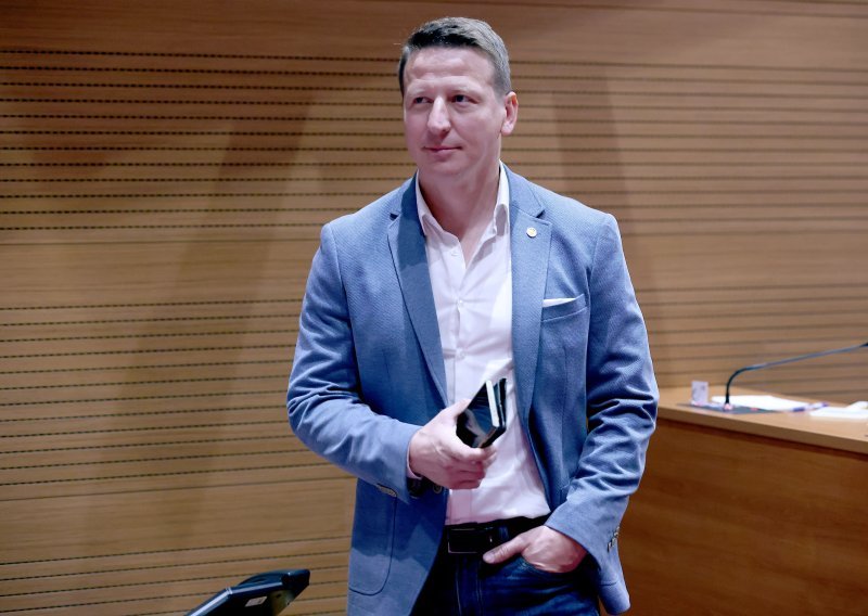 Zurovec o HDZ-u: 'Pa ne bih rekao baš da je neprežaljena ljubav...'