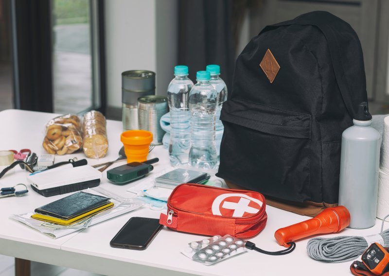 Stručnjaci otkrivaju koje stvari treba imati u kućnom kompletu za krizne situacije