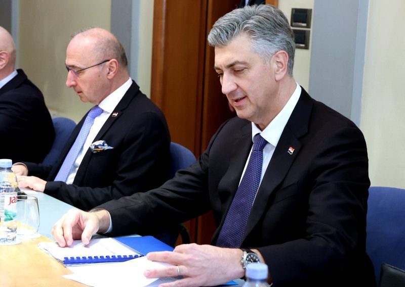 Plenković u Šibeniku: Veliki ugovor za gradnju Centra s vrlo ekološkom namjenom