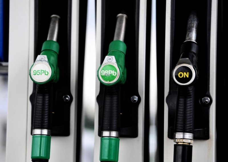 Njemačka kontrolira vozače koji toče jeftinije gorivo u susjednim zemljama