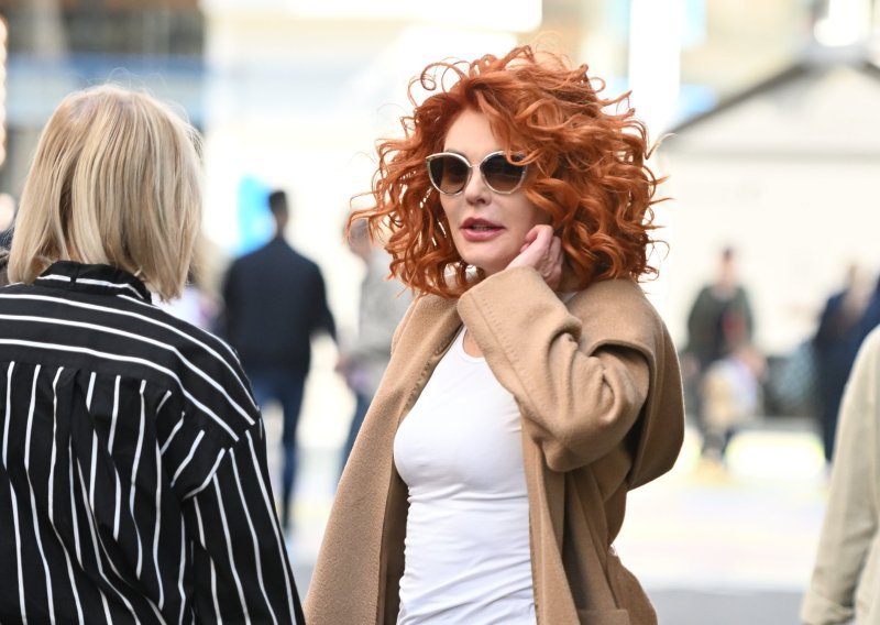 Rijetko se pojavljuje u javnosti: Ana Karamarko plijenila pozornost na špici