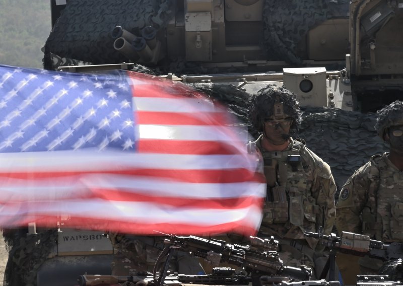 Iran tvrdi: Zarobili smo nekoliko američkih vojnika; SAD: To su laži i obmane!