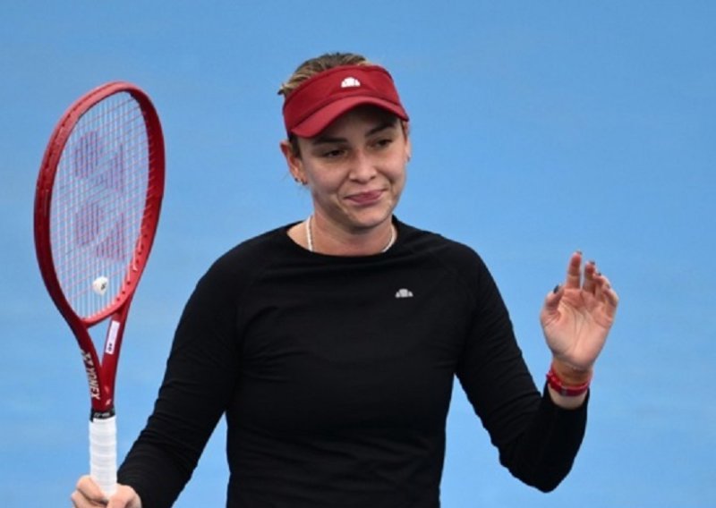 Donna Vekić dobila prvi set, a onda stala i izgubila od pete tenisačice svijeta