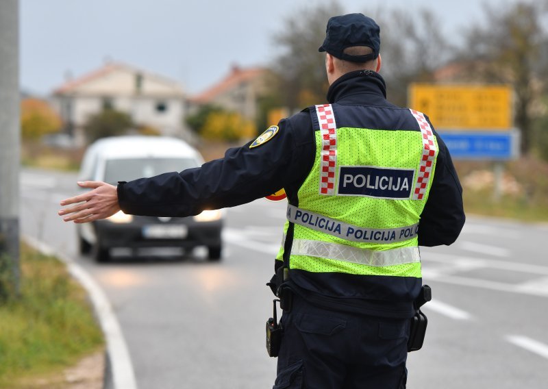 Nemojte sami sebi otežati život: Sportsku opremu u autu policija može oduzeti kao oružje