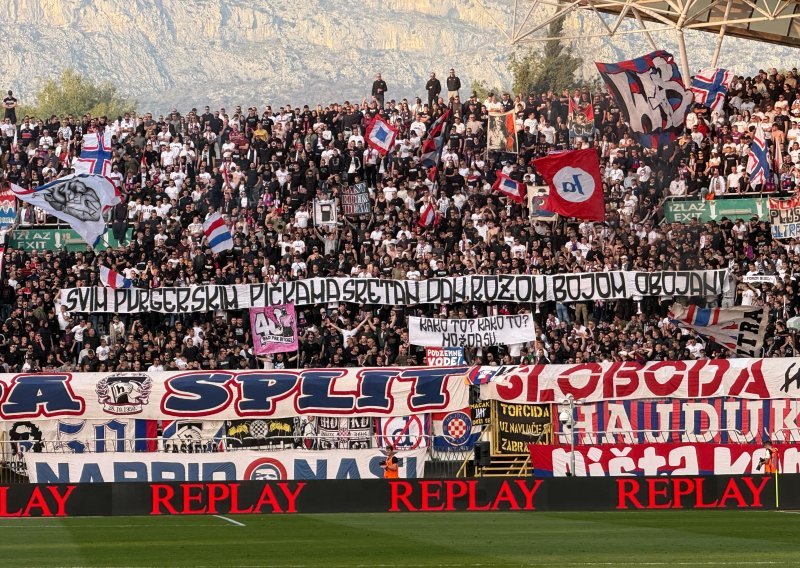 Ovo se ne pamti na derbijima: Torcida podmetnula Boysima roze dimne i 'čestitala' Dan žena