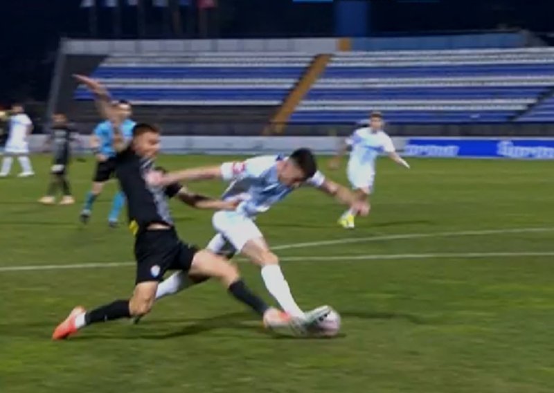 Pogledajte VAR u akciji; nakon prve reakcije Fruk zabio s 11 metara, a u drugoj - poništen gol Rukavini