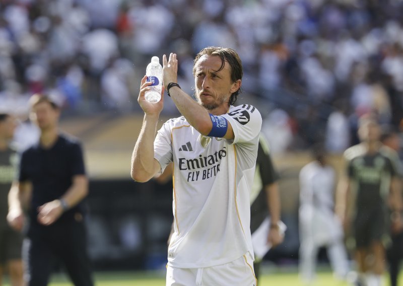 Evo što je Modrić rekao o glasinama da se vraća u Real