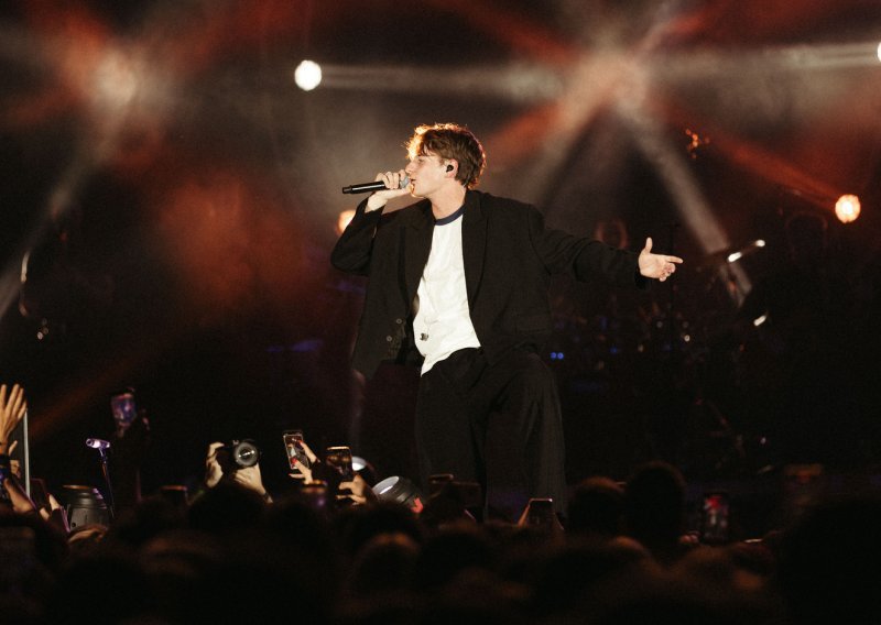 Spektakularn koncert u Osijeku: Jakov oduševio publiku iskrenom emocijom