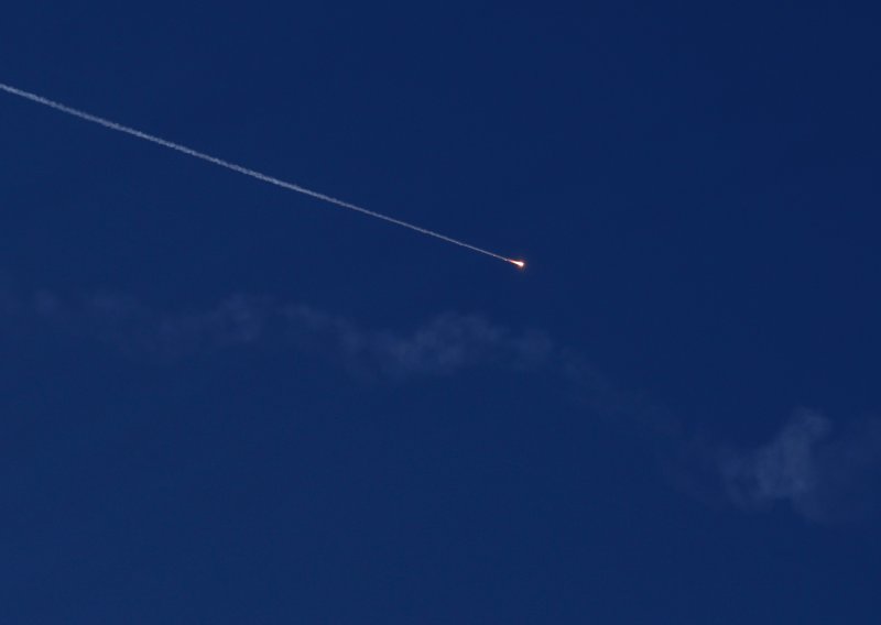 Na meti Irana zračna baza u Kuvajtu: NATO srušio balističku raketu iznad Turske