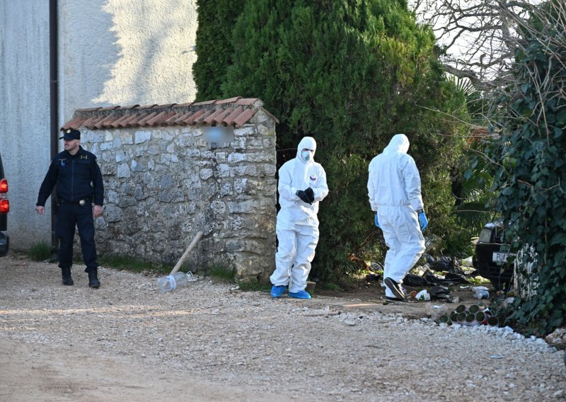 Policija objavila detalje o tri tijela pronađena u kući