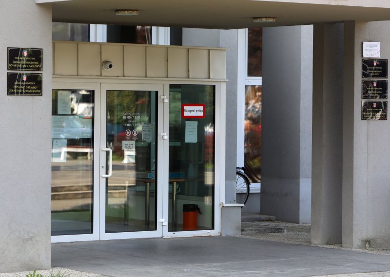 Trojac nagovarao poznanika na ubojstvo načelnika Udbine: Izvedeni su pred sud