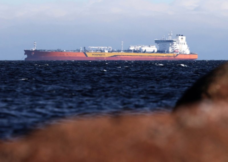 SAD dopustio Indiji kupnju ruske nafte: Ovo pomaže Putinovom ratnom stroju u Ukrajini