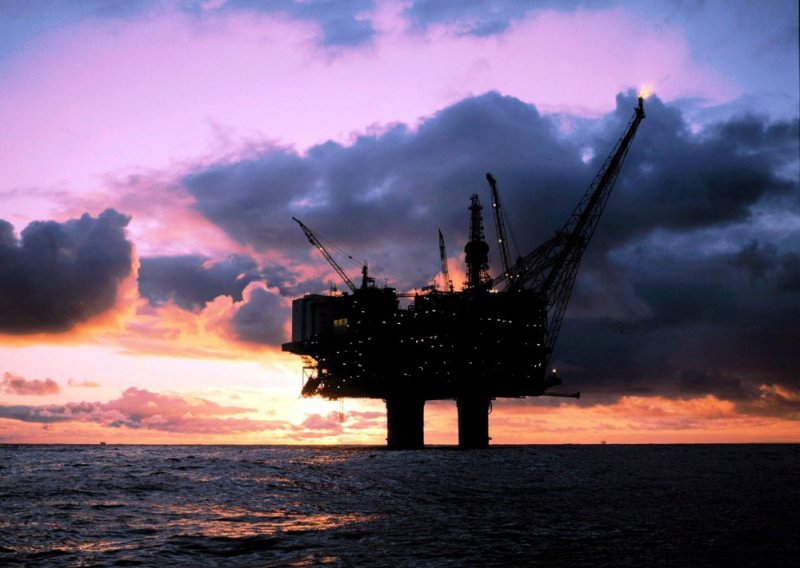 Paradoks rata na Bliskom istoku: Norveška ga osuđuje, ali od njega profitira