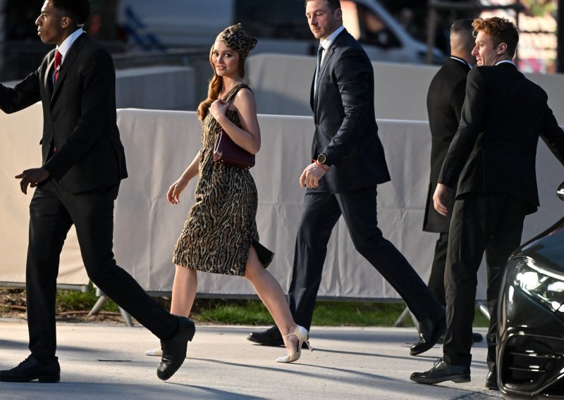 Detalj na glavi koji je ukrao show: Kći Johnyja Deppa imala je najkomentiranije izdanje