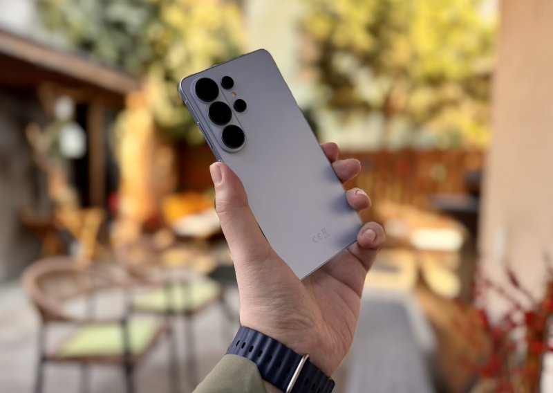 Privatnost, performanse i par kompromisa: Isprobali smo Samsung Galaxy S26 Ultra