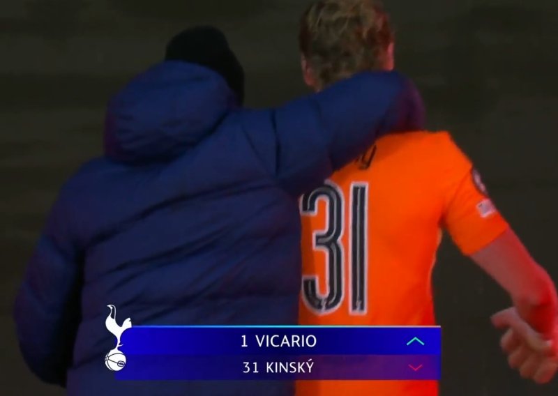 Pogledajte trenutak u kojem je Tudor izvadio golmana koji je poklonio golove. Stadion mu je pljeskao