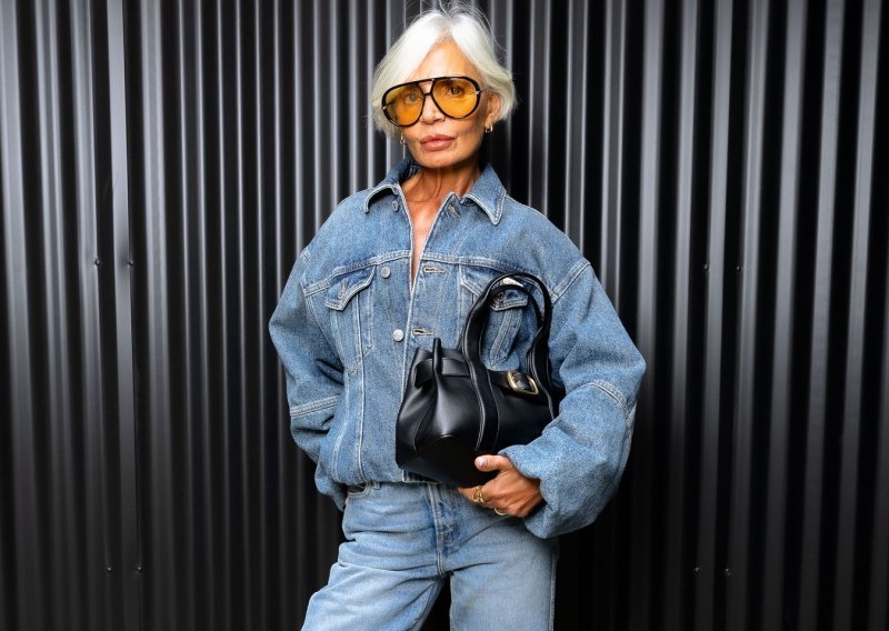 Kombinacija koja osvaja: Ovako se nosi traper od glave do pete iznad 50-e