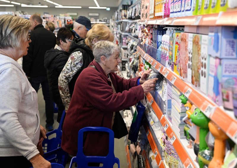 Hrvati troše kao da nema sutra unatoč cijenama: Samo je jedna namirnica pojeftinila