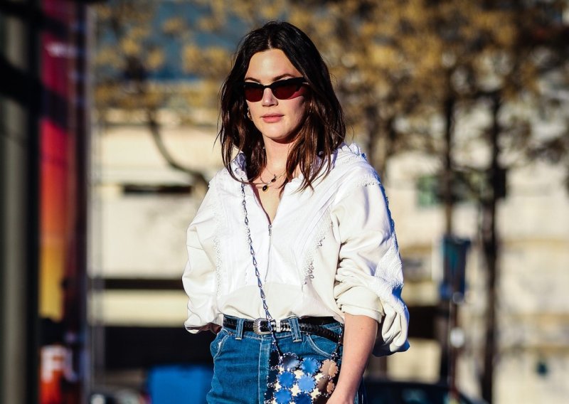 Stoje bolje od širokih modela: Traperice koje izdužuju figuru stigle su u Zaru