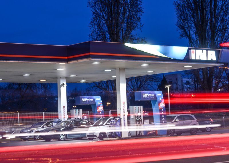 U ovoj zemlji ministri neće primati plaću zbog divljanja cijena goriva