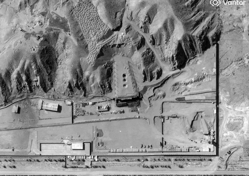 Novi udari na Iran: Izrael tvrdi da je pogodio ključni nuklearni kompleks kod Teherana