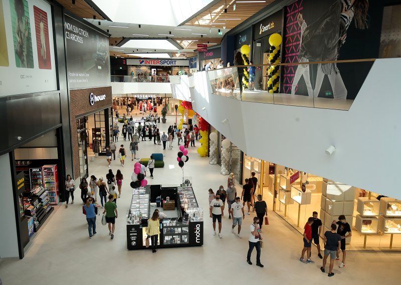 Stiže novi zakon o potrošačima: Uvode se bitne promjene s akcijama i popustima