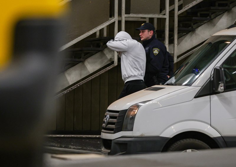 Određen istražni zatvor za osumnjičene iz afere 'Bankari'