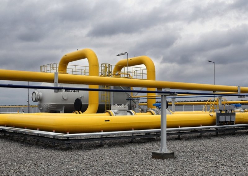 Kolumbija i Venezuela popravljaju oštećeni plinovod