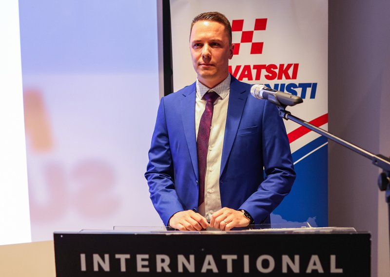 Čirko izabran za šefa Hrvatskih suverenista u Zagrebu: Okupili smo čitavu desnicu