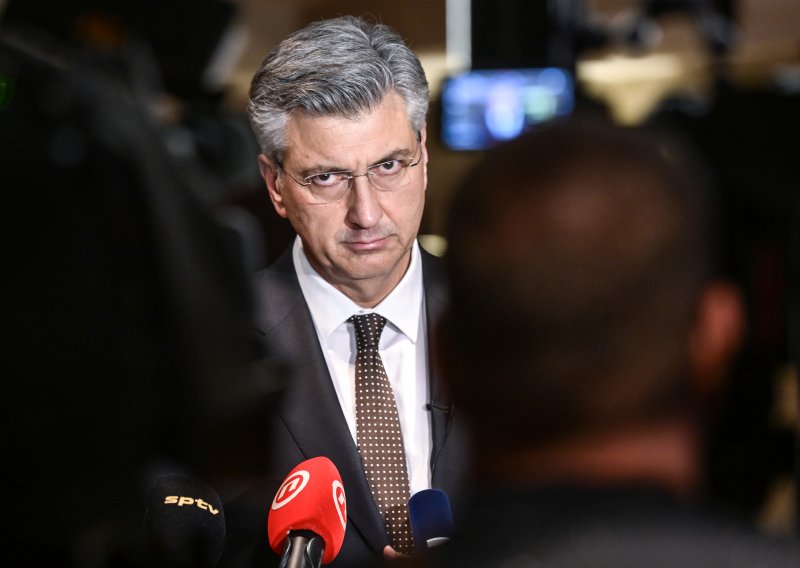 Agencija S&P podignula kreditni rejting Hrvatske s 'A-' na 'A': U 10 godina napredovali smo 6 stupnjeva