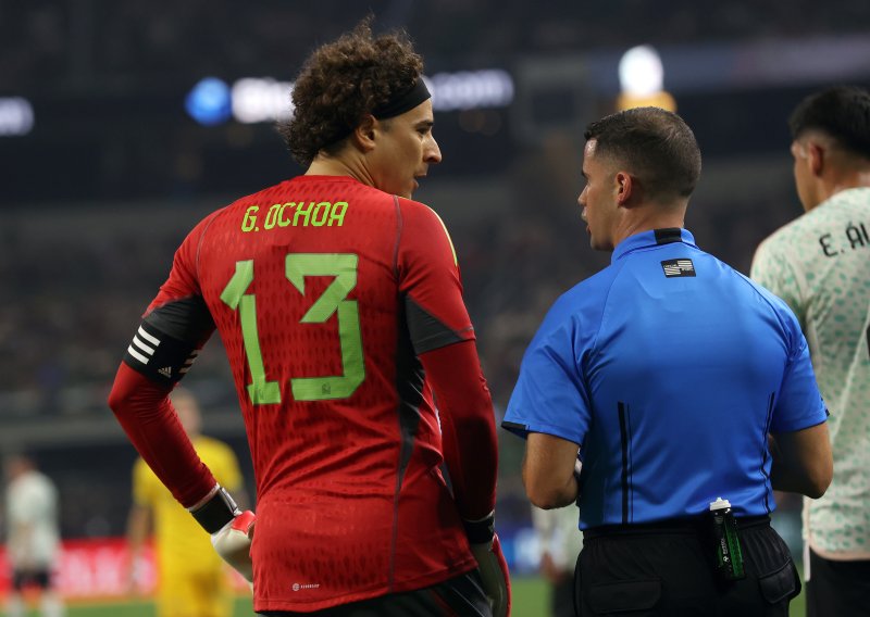 Sjećate li se legendarnog vratara? Mogao bi nastupiti na šestom Svjetskom prvenstvu