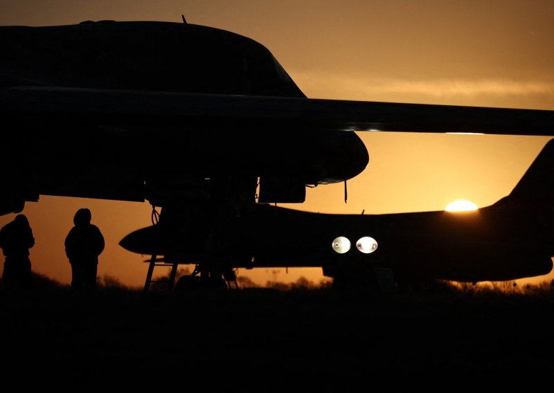 Iran nakon američkog udara objavio novu 'legitimnu metu'; Trump šalje marince na Bliski istok