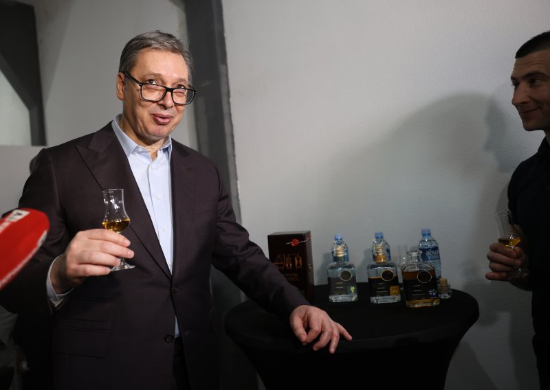 Vučićeve optužbe na račun Hrvatske dio su kampanje za lokalne izbore