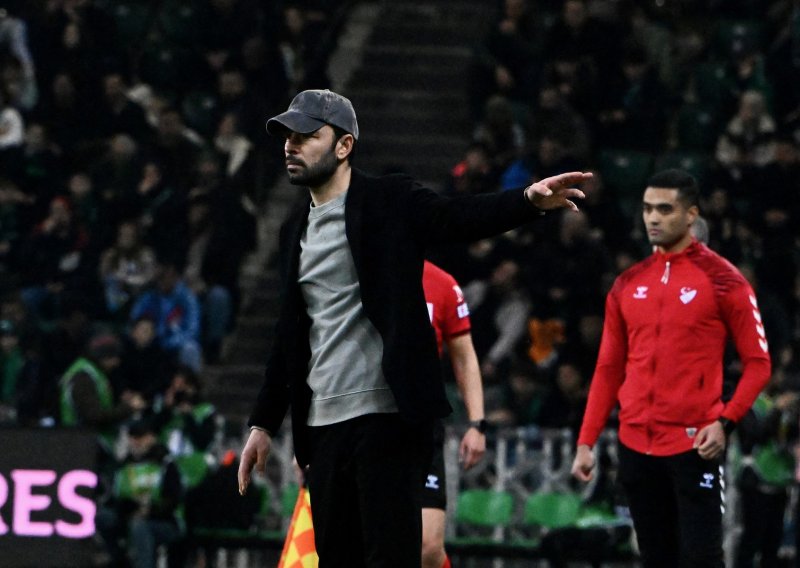 Bizarno; pogledajte što je Petkovićev trener napravio nakon penala