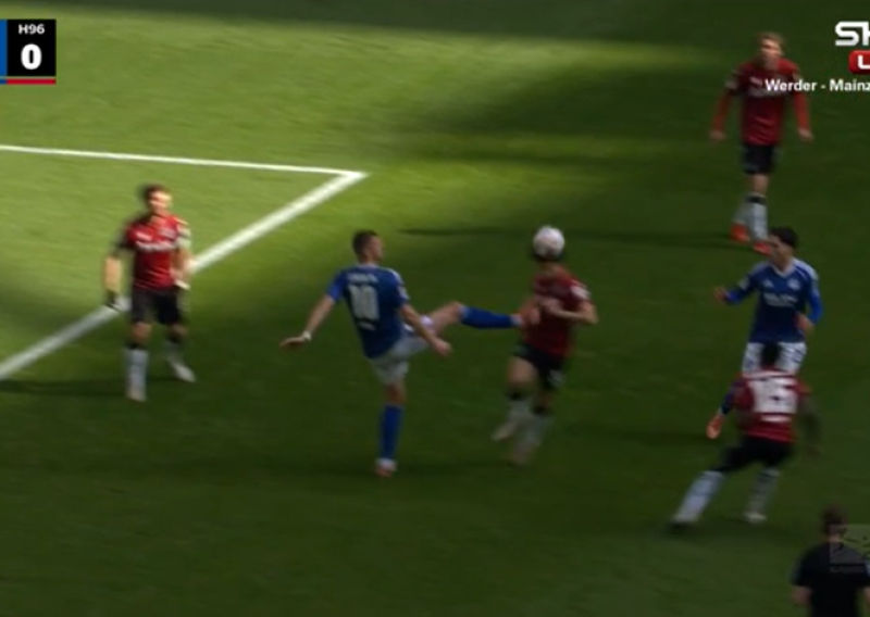 Pogledajte neoprezni start zbog kojeg je Džeko dobio izravni crveni karton