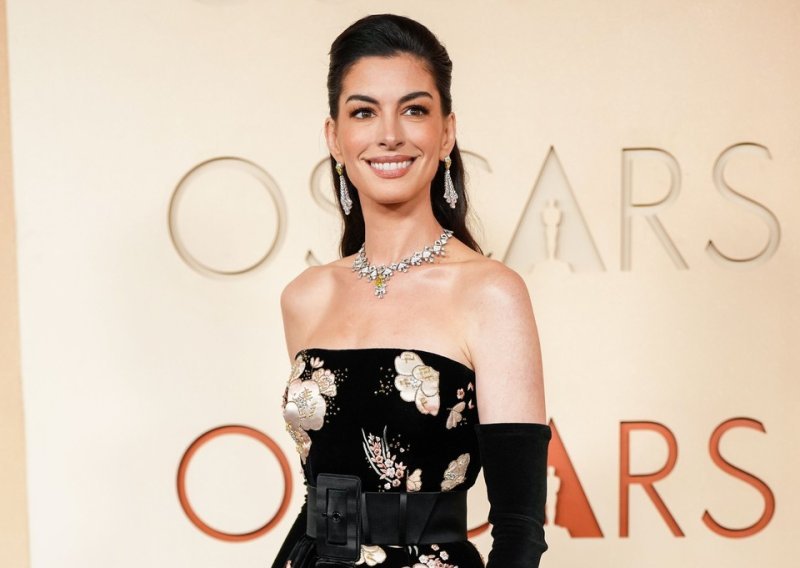 Anne Hathaway otkrila jedan genijalan trik koji u sekundi vraća samopouzdanje